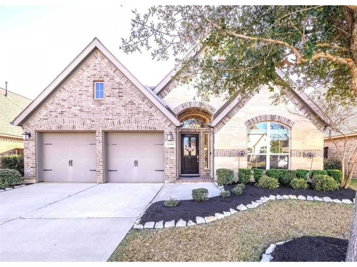 Picture of Home For Sale in Iowa Colony, Texas, United States