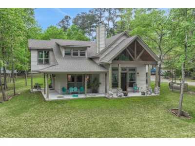 Home For Sale in Coldspring, Texas
