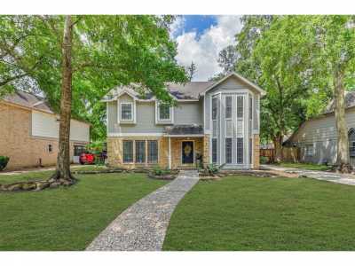 Home For Sale in Kingwood, Texas
