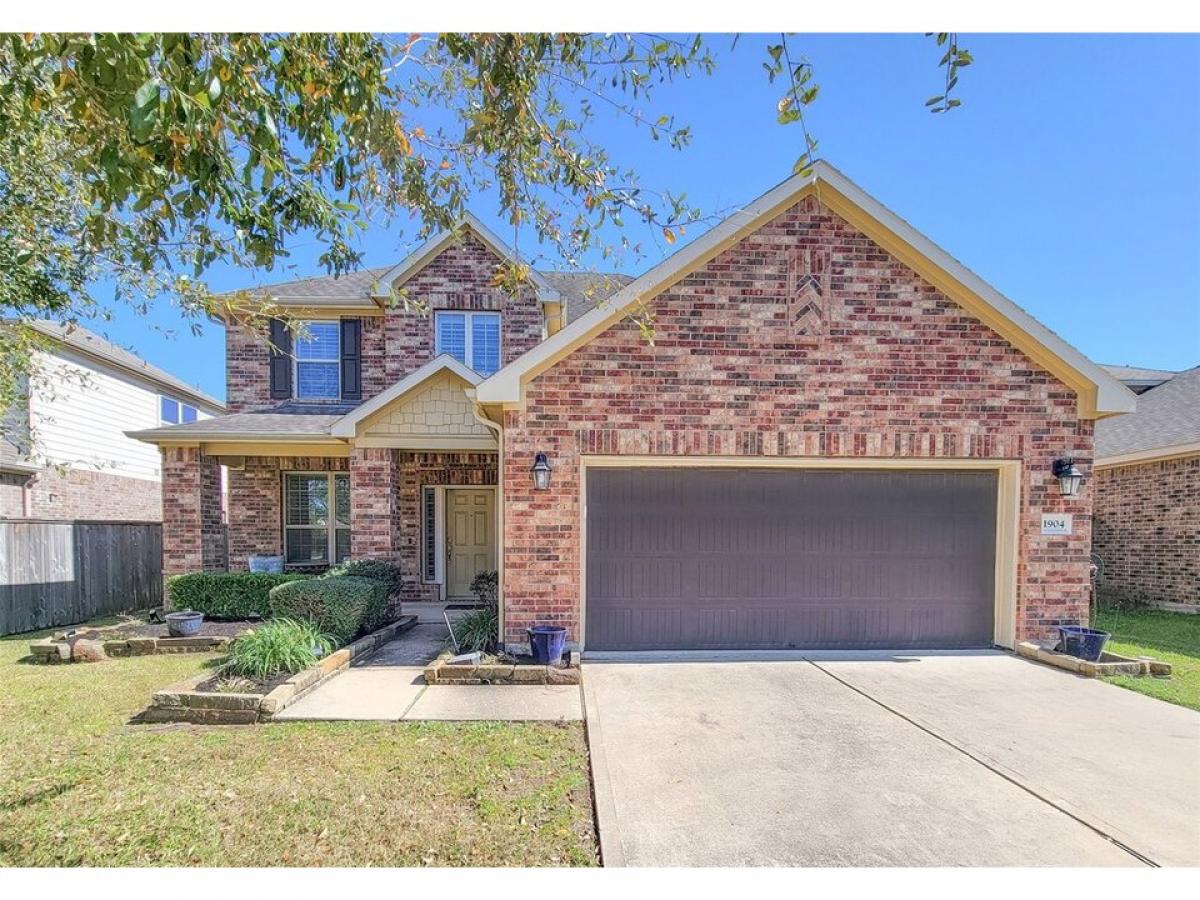 Picture of Home For Sale in Pearland, Texas, United States