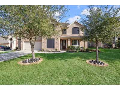 Home For Sale in Kingwood, Texas