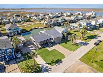 Home For Sale in Freeport, Texas