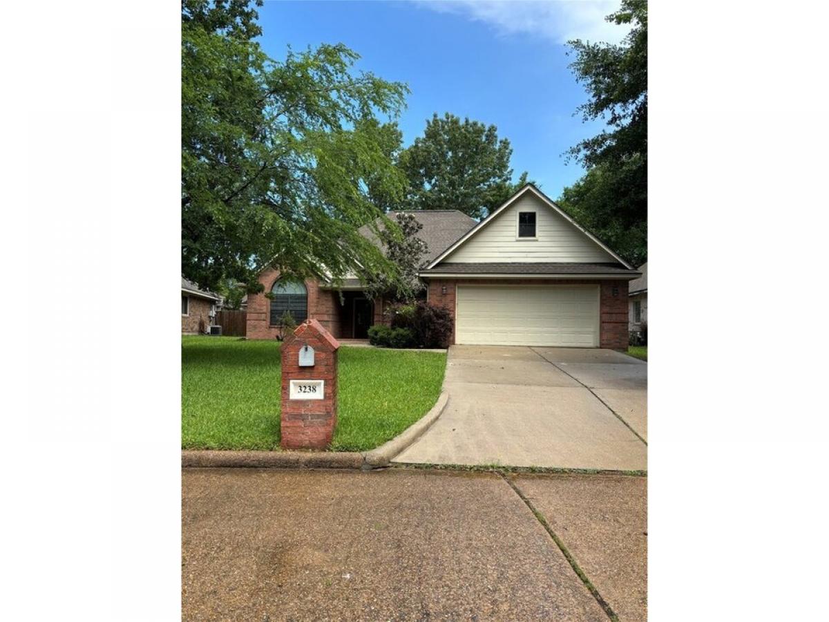 Picture of Home For Rent in Montgomery, Texas, United States