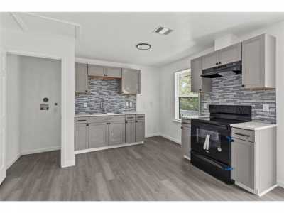 Home For Rent in San Leon, Texas