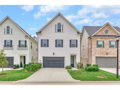 Home For Sale in The Woodlands, Texas