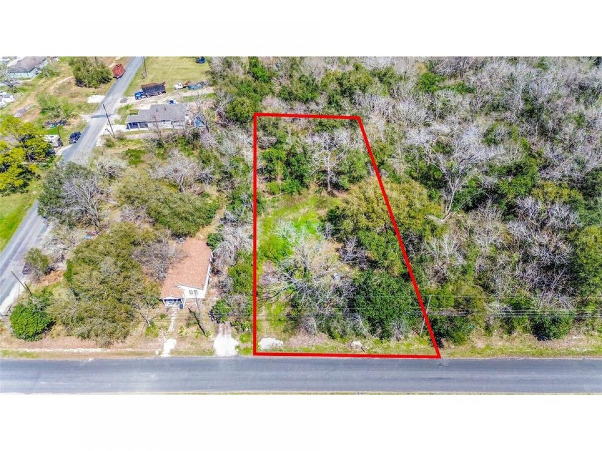 Picture of Residential Land For Sale in Texas City, Texas, United States