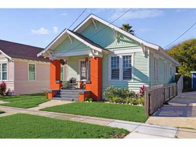 Home For Rent in Galveston, Texas