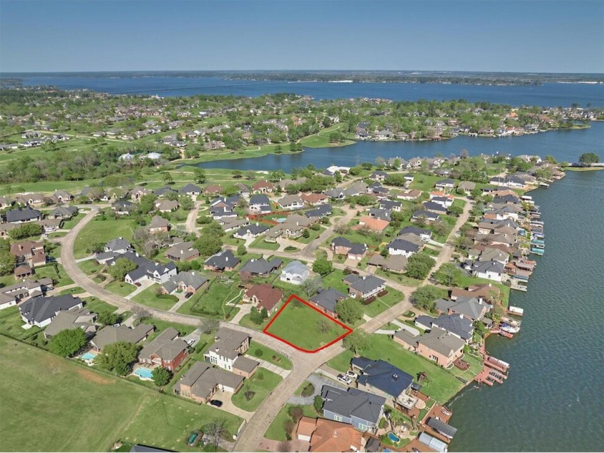 Picture of Residential Land For Sale in Montgomery, Texas, United States