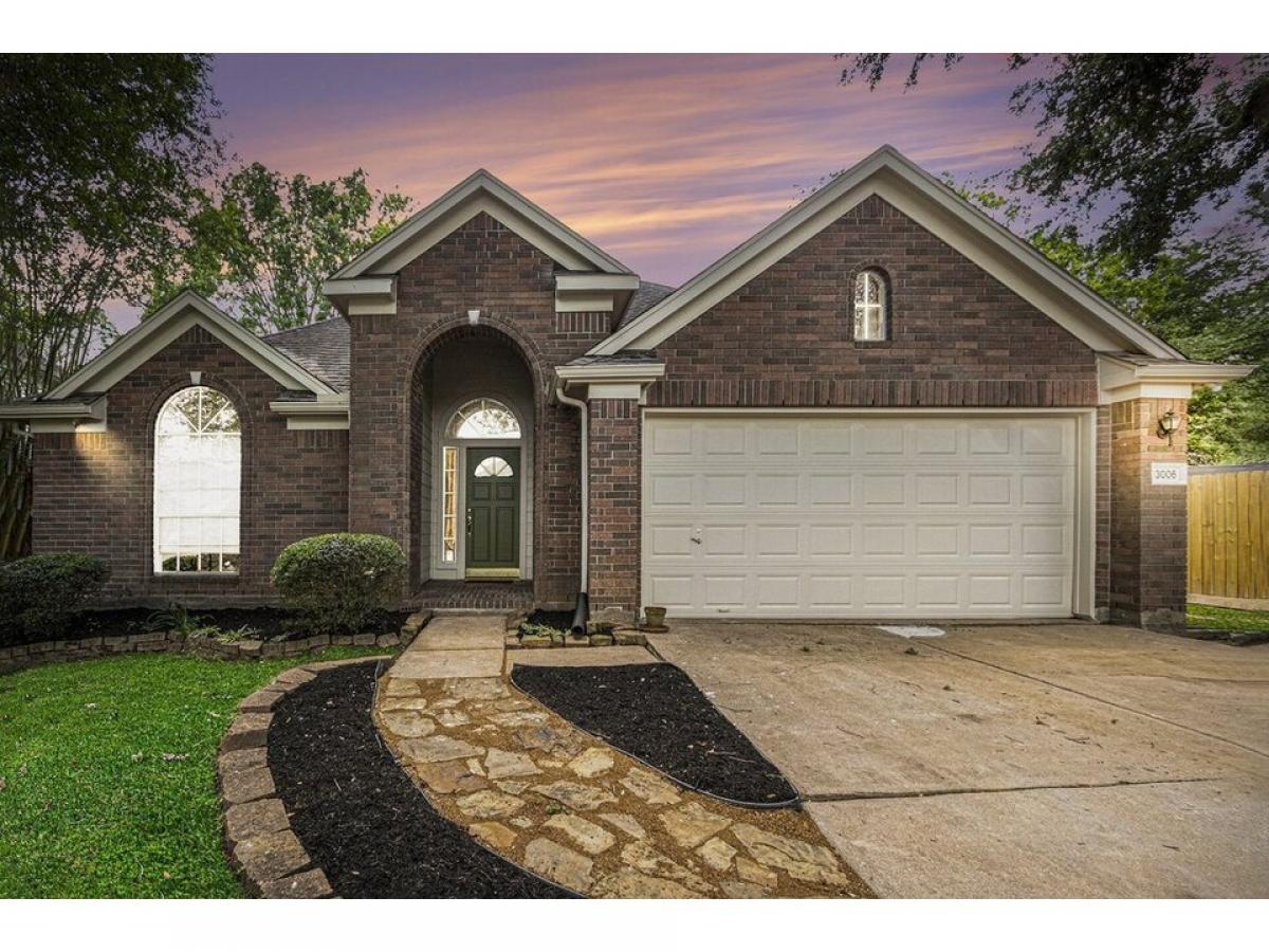 Picture of Home For Sale in Dickinson, Texas, United States