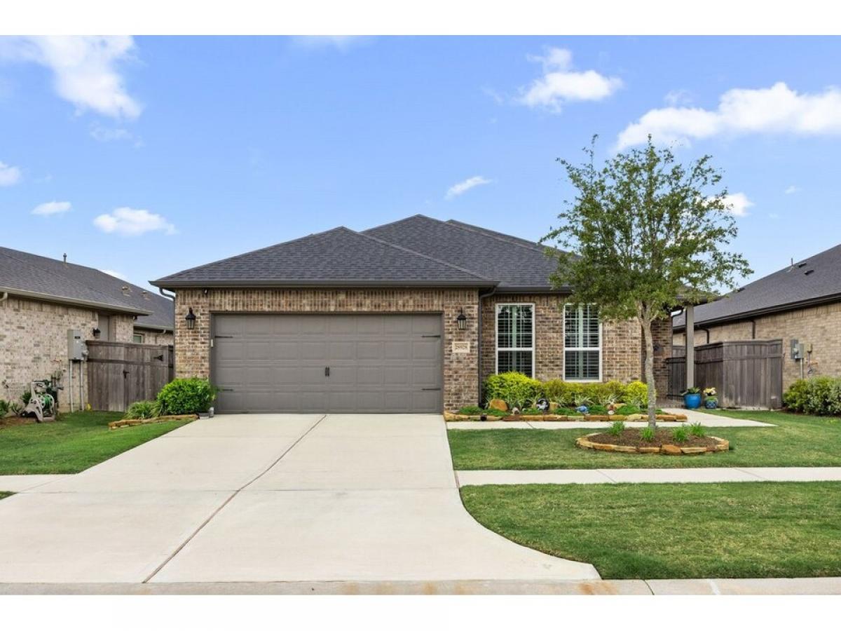 Picture of Home For Sale in Fulshear, Texas, United States