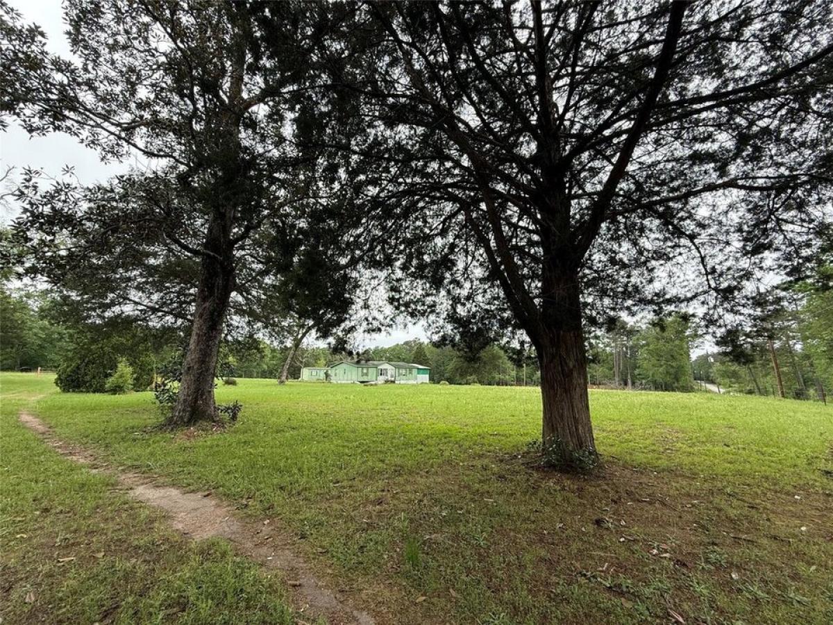 Picture of Home For Sale in Splendora, Texas, United States