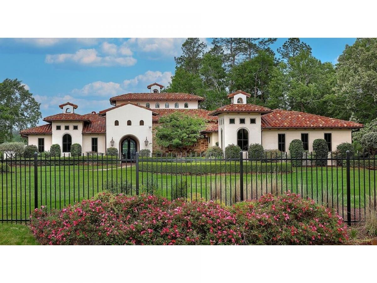 Picture of Home For Sale in The Woodlands, Texas, United States