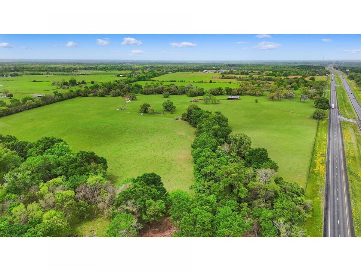 Picture of Home For Sale in Hempstead, Texas, United States