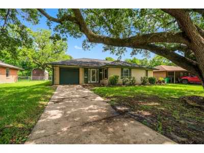 Home For Sale in Baytown, Texas