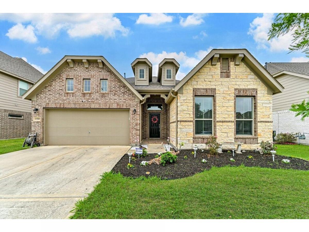 Picture of Home For Sale in Crosby, Texas, United States