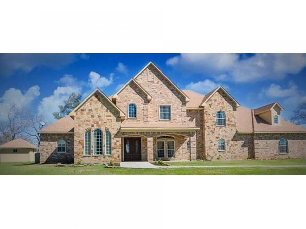 Picture of Home For Sale in Huntsville, Texas, United States