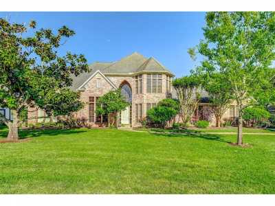 Home For Sale in Fulshear, Texas