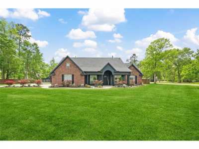 Home For Sale in Cleveland, Texas