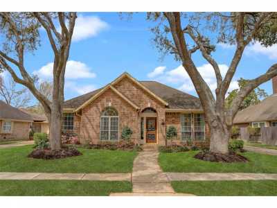 Home For Sale in Sugar Land, Texas