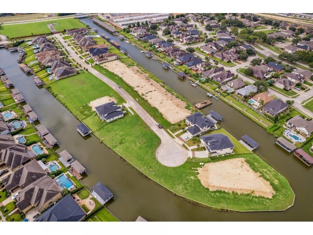 Picture of Residential Land For Sale in Kemah, Texas, United States