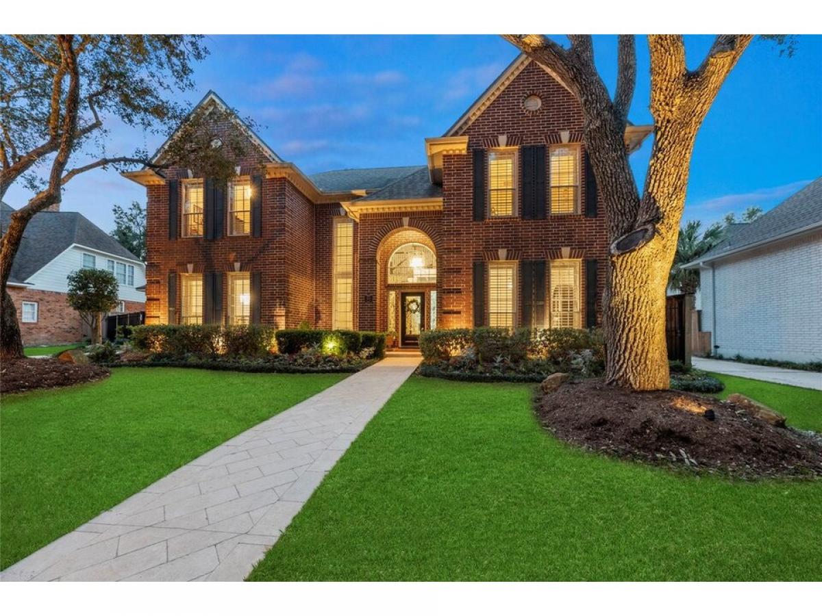 Picture of Home For Sale in Sugar Land, Texas, United States