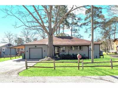 Home For Sale in Huntsville, Texas