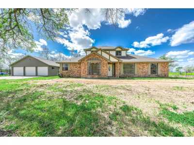 Home For Sale in Wharton, Texas