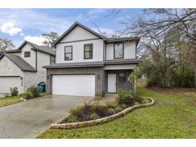 Home For Sale in Willis, Texas