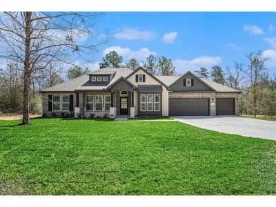 Home For Sale in Willis, Texas