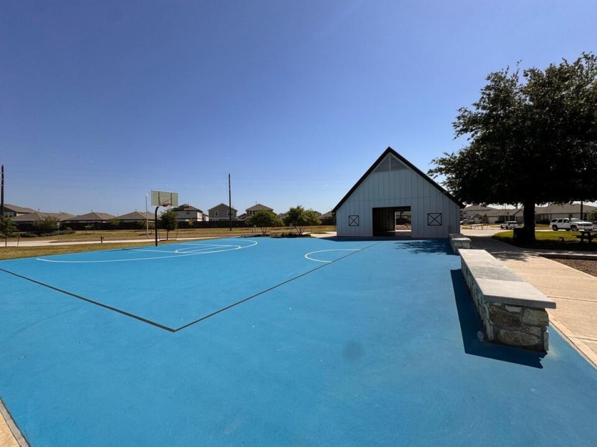 Picture of Home For Sale in Hockley, Texas, United States