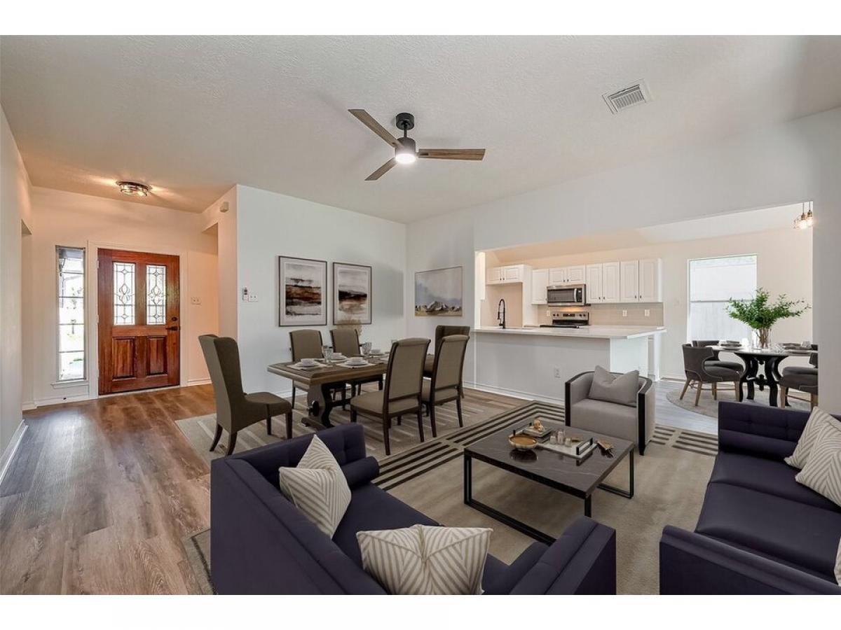 Picture of Home For Sale in Porter, Texas, United States