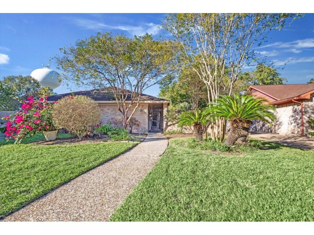 Picture of Home For Sale in Sugar Land, Texas, United States