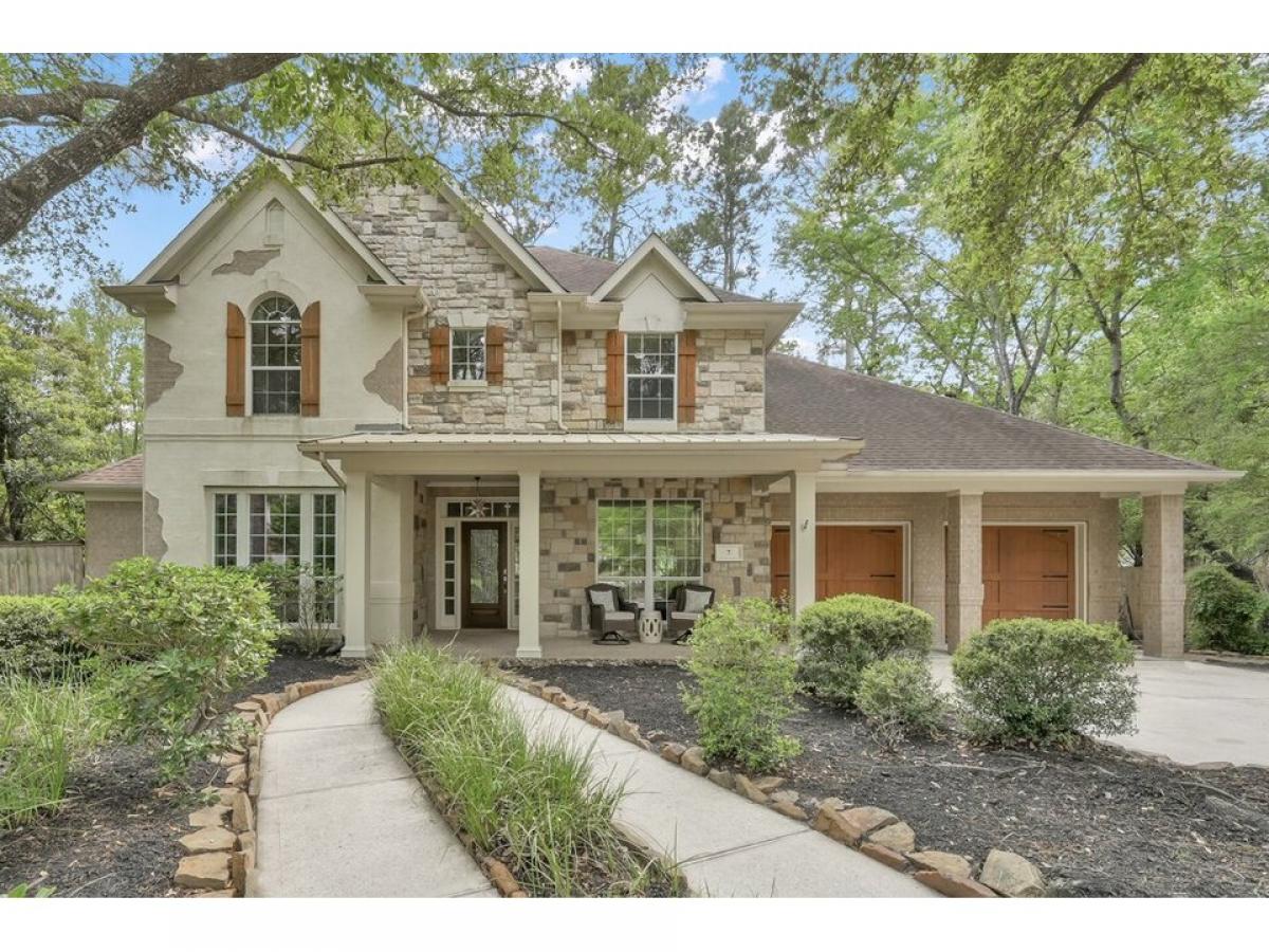Picture of Home For Sale in The Woodlands, Texas, United States