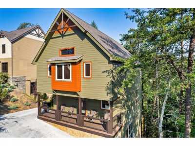 Home For Sale in Pigeon Forge, Tennessee