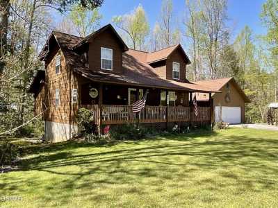 Home For Sale in Cosby, Tennessee