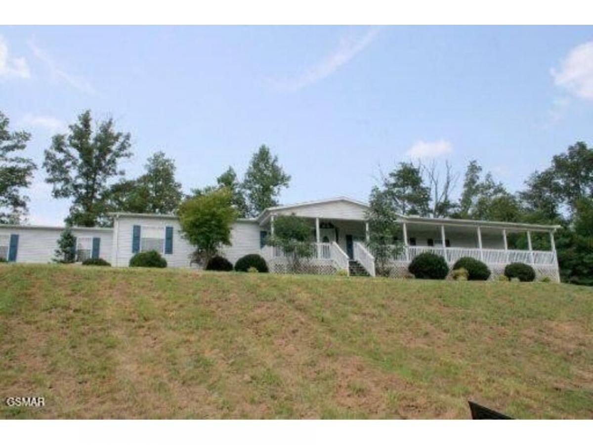 Picture of Home For Sale in Cosby, Tennessee, United States