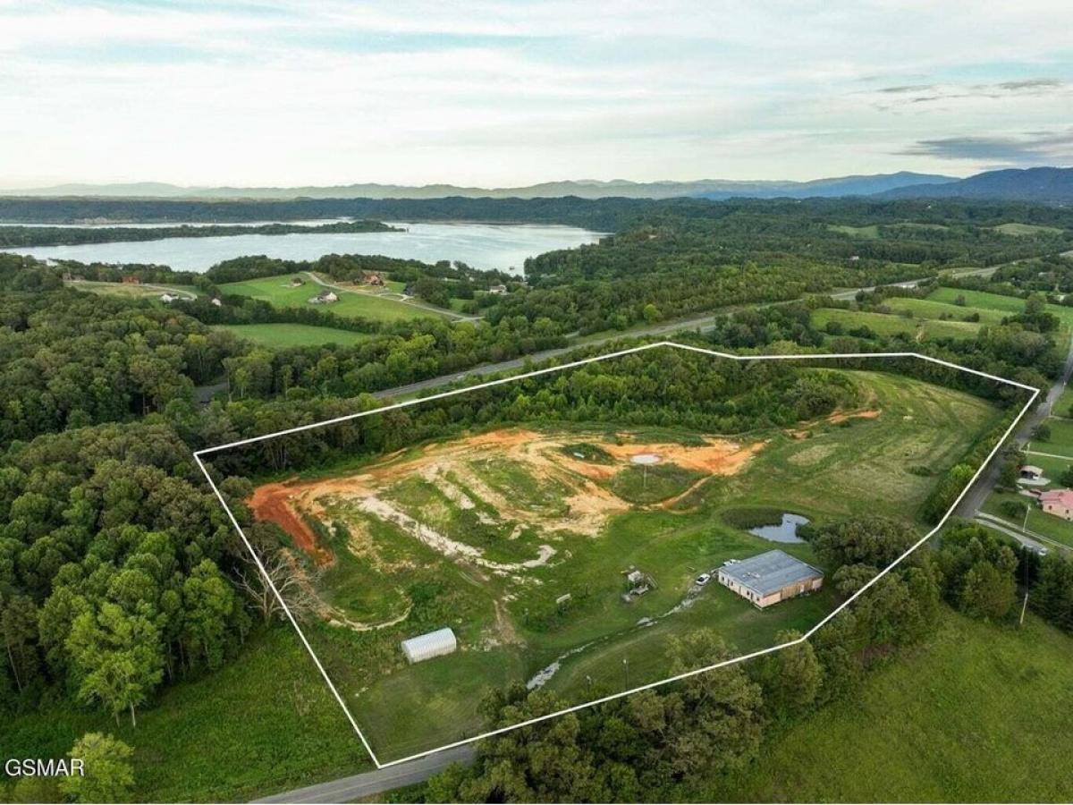 Picture of Residential Land For Sale in Dandridge, Tennessee, United States