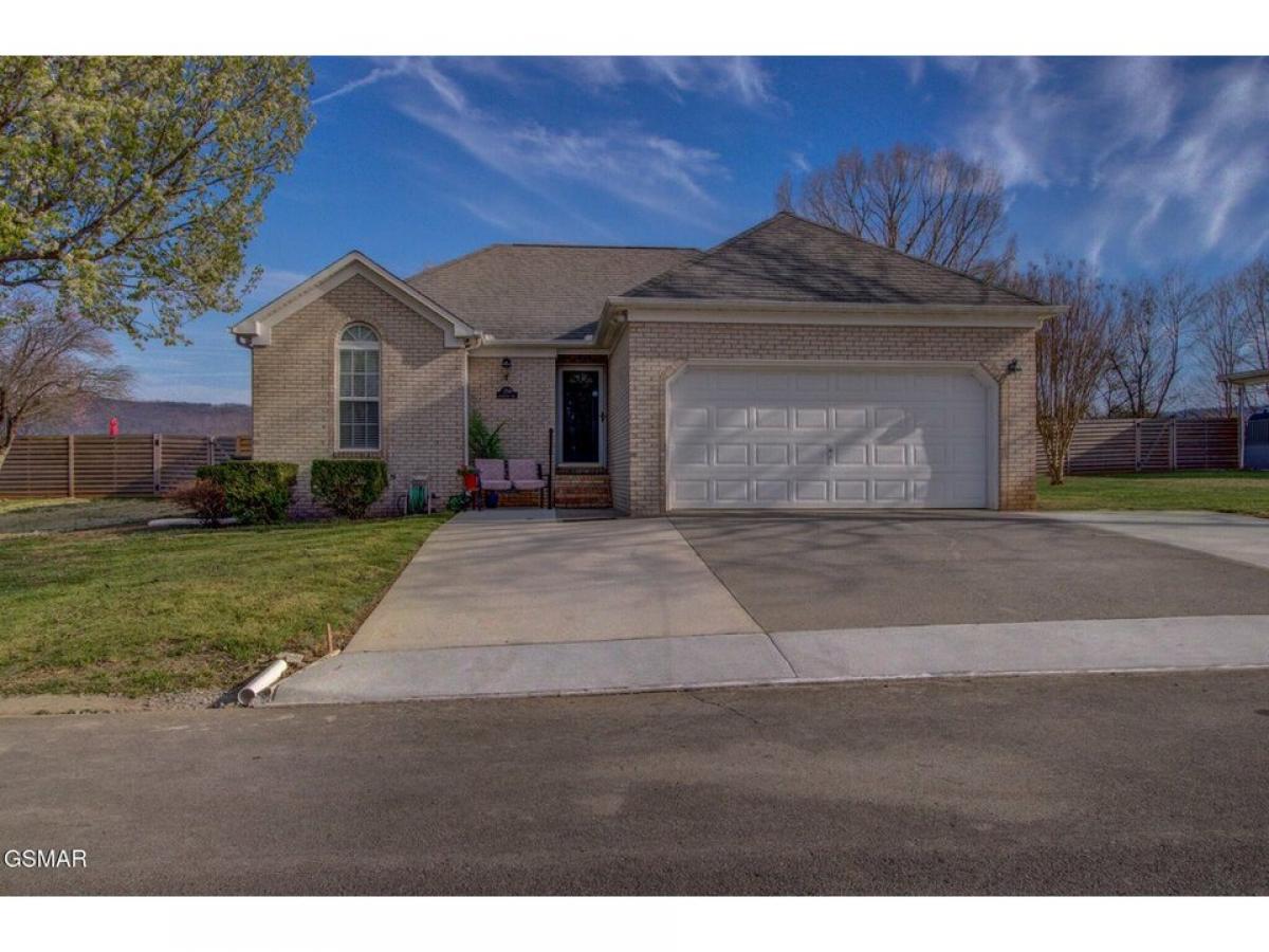 Picture of Home For Sale in Maryville, Tennessee, United States