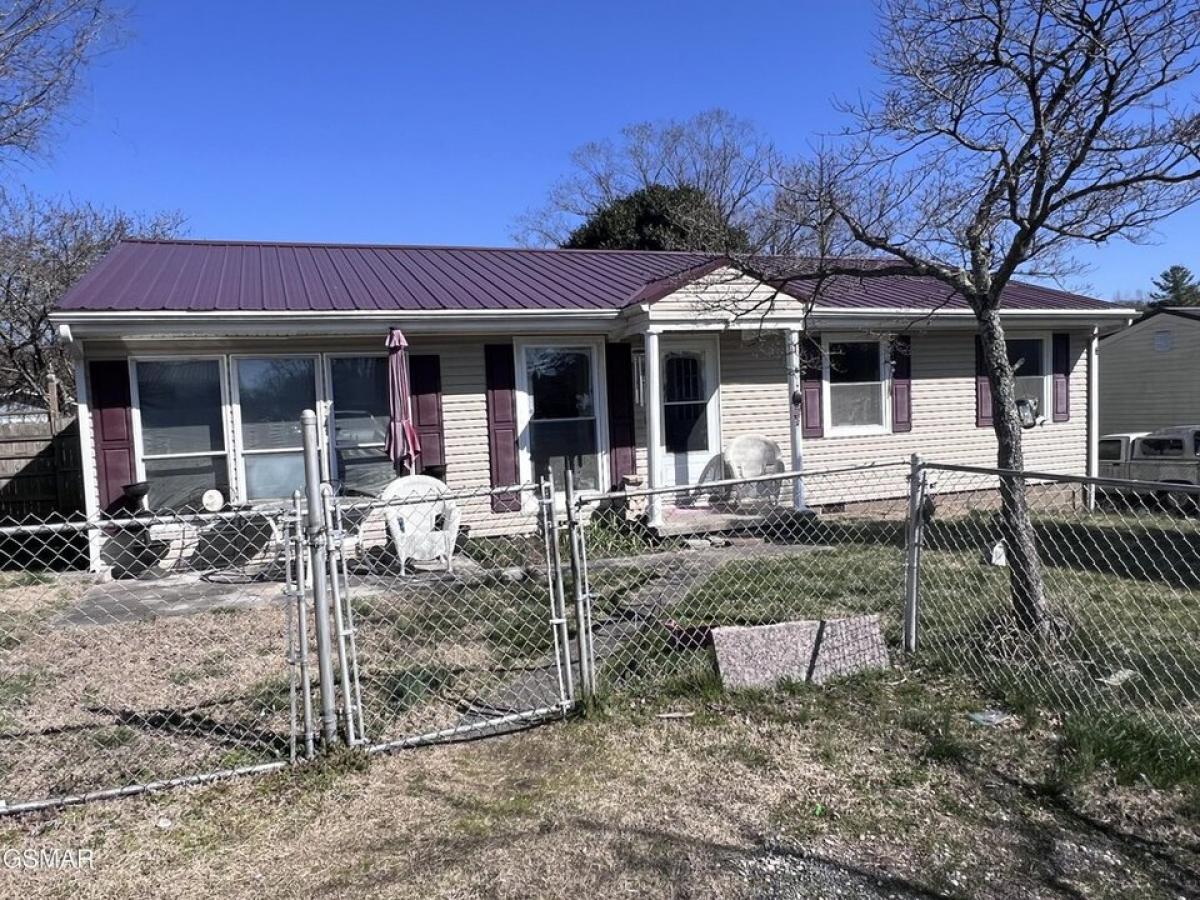 Picture of Home For Sale in Morristown, Tennessee, United States