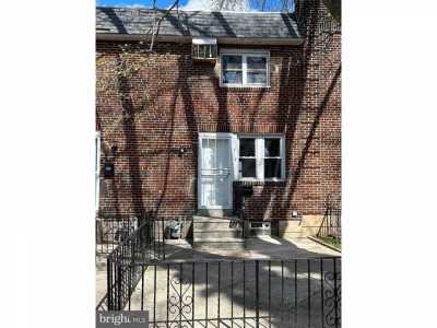 Home For Sale in Upper Darby, Pennsylvania
