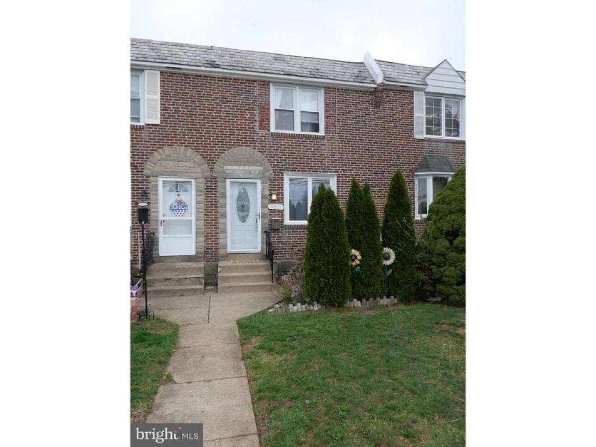 Picture of Home For Sale in Clifton Heights, Pennsylvania, United States