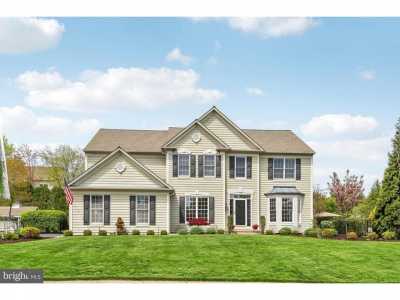 Home For Sale in Newtown, Pennsylvania