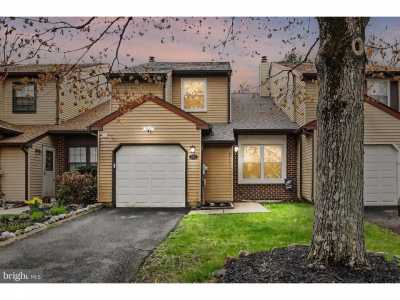 Home For Sale in Yardley, Pennsylvania