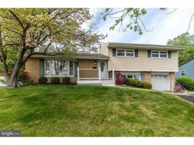 Home For Sale in Morrisville, Pennsylvania