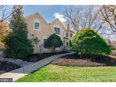 Home For Sale in Newtown, Pennsylvania