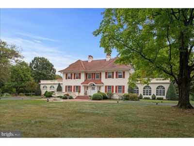 Home For Sale in Doylestown, Pennsylvania