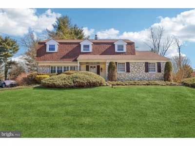 Home For Sale in Yardley, Pennsylvania