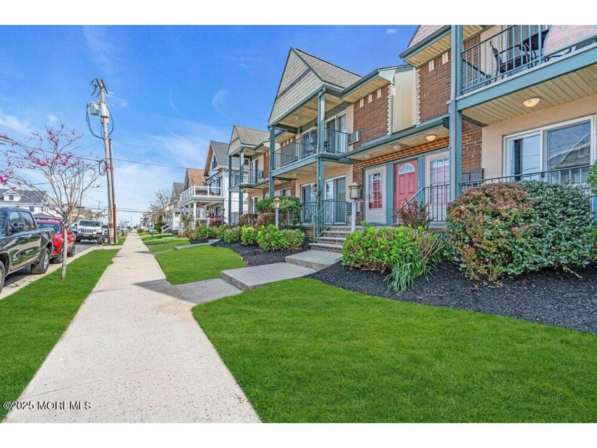 Picture of Home For Rent in Belmar, New Jersey, United States