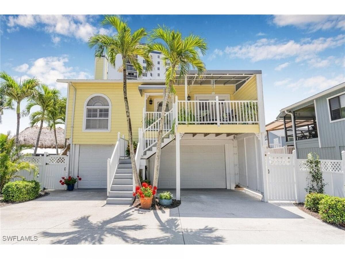 Picture of Home For Sale in Fort Myers Beach, Florida, United States