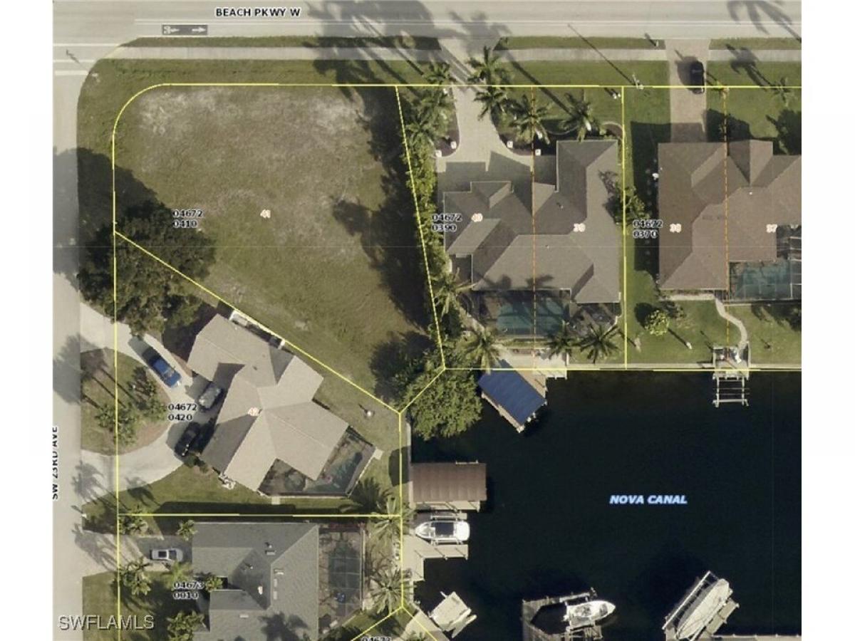 Picture of Residential Land For Sale in Cape Coral, Florida, United States